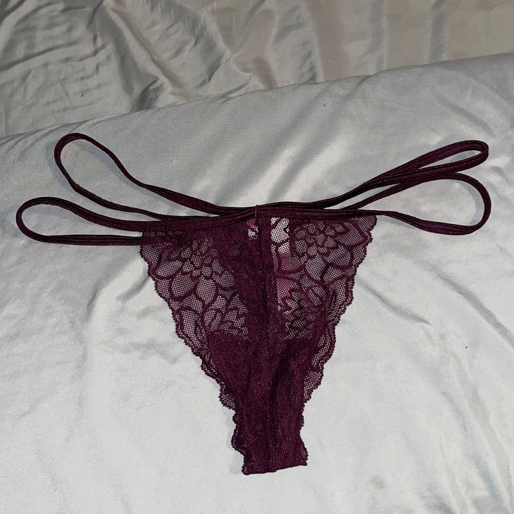 PINK string thong